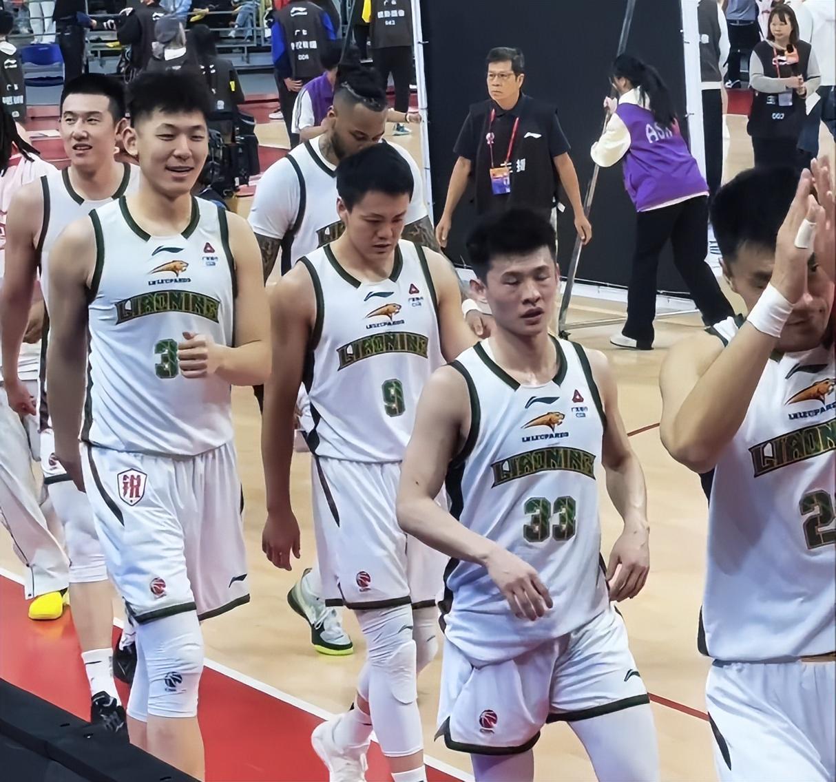 kaiyun-辽宁一夜杀回前八！广东输球将引发前四剧变，北京、山东机会来了